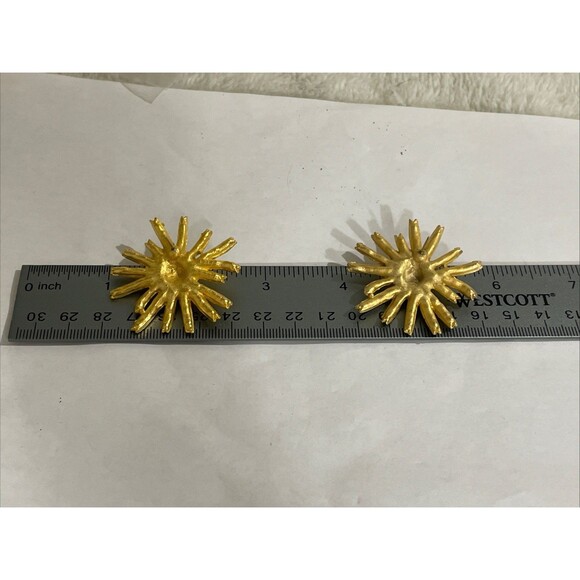 Huge Daisy Earrings - Gold Toned Vintage Runway Studs Heavy  Huge Daisy Earrings - Gold Toned Vintage Runway Studs Heavy 1.75” Bold